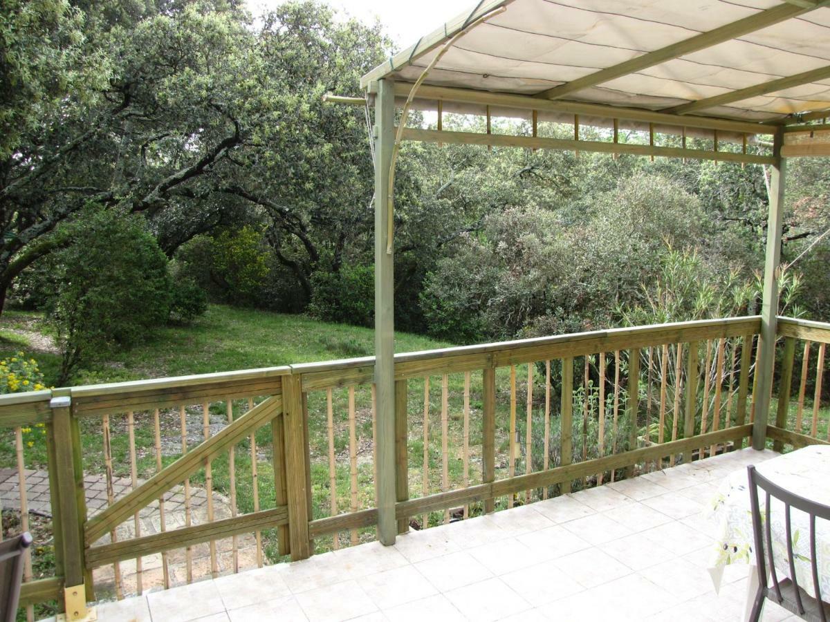 Domaine Du Bois Gite Bleuette Galargues Dış mekan fotoğraf